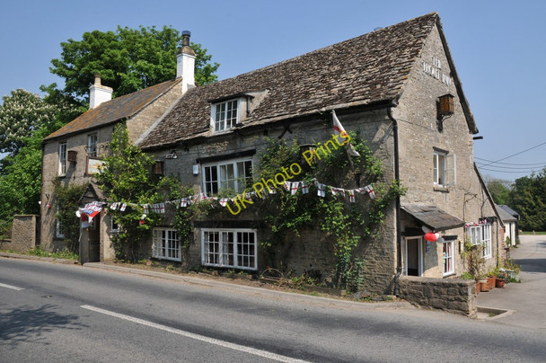 Photo 6"x4" The Trout Inn, Lechlade Lechlade on Thames c2011