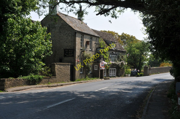 Photo 6"x4" The Trout Inn, Lechlade Lechlade on Thames c2011 P1