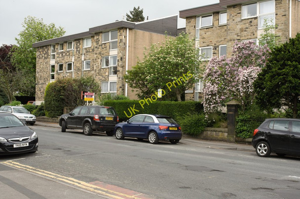 Photo 6"x4" Flats, Queen Parade Harrogate c2011