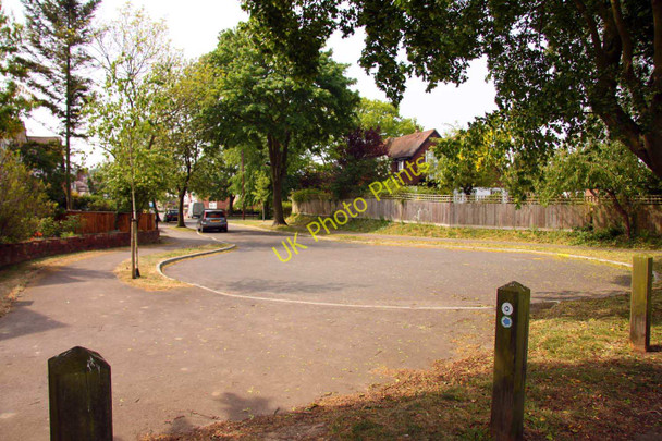 Photo 6"x4" The turning circle at the bottom of Delbush Avenue Sandhills\/SP5607 c2011