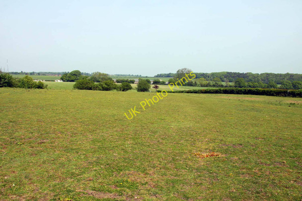 Photo 6"x4" Footpath across the field Forest Hill\/SP5807 c2011