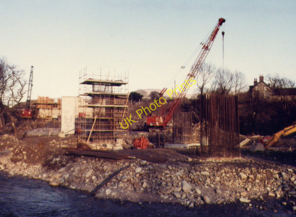 Photo 6"x4" Constructing the A55  viaduct over Afon Ogwen Tal-y-bont\/SH6070 c1982