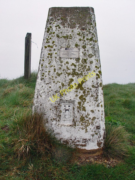 Photo 6"x4" O.S. Trig. Point, Buckton Cliffs Buckton\/TA1872 c2006