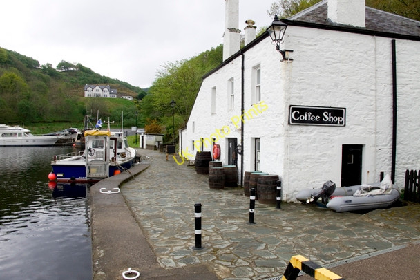 Photo 6"x4" Coffee Shop and Crinan Harbour Crinan c2011