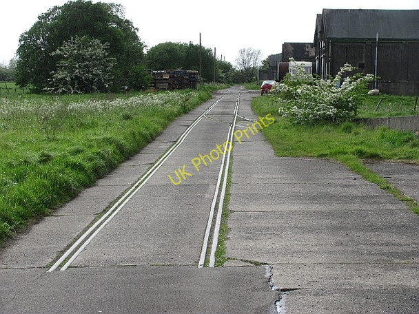 Photo 6"x4" Bandeath Industrial Estate Canbus c2011 P1