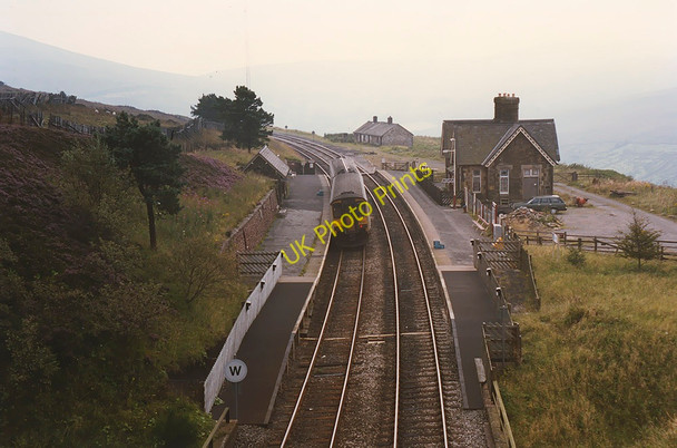 Photo 6"x4" Dent station Cowgill\/SD7587 c1993