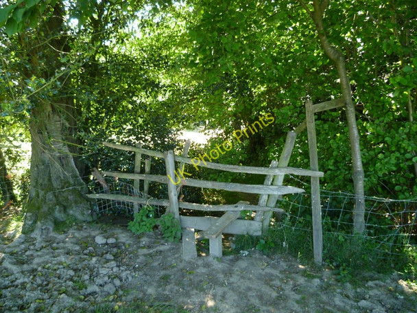Photo 6"x4" Somewhat hidden stile and signpost near Sloop Lane Scayne's Hill c2011