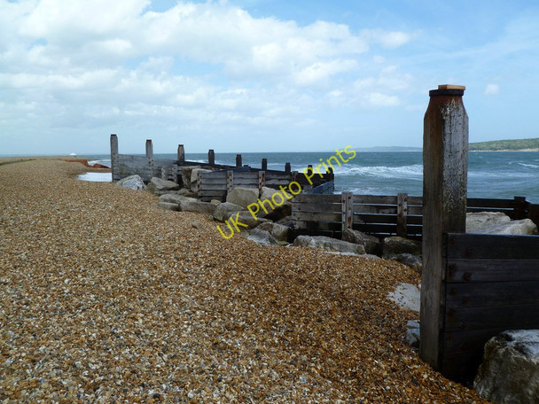 Photo 6"x4" Hurst Castle, groynes Colwell\/SZ3287 c2011