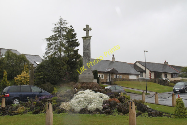 Photo 6"x4" War Memorial Hurst Green\/SD6838 c2011