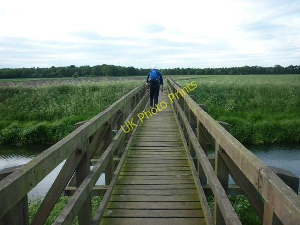 Photo 6"x4" Crossing over the River  Torne Tunnel Pits c2011