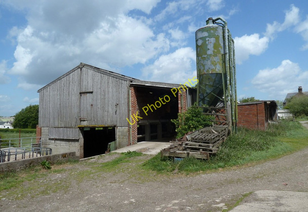 Photo 6"x4" Farm buildings near Mickley Mickley\/SK3279 c2011