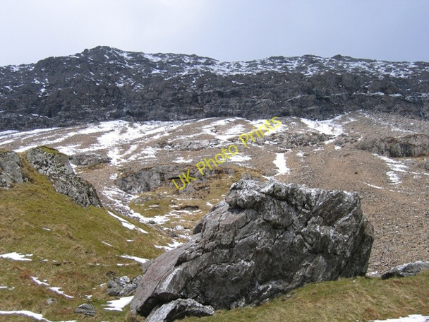 Photo 6"x4" A rock by the Pyg track, and the Crib Goch ridge Gwastadnant c2008