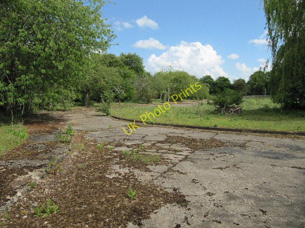 Photo 6"x4" On to a green Chilton\/SU4885 c2011