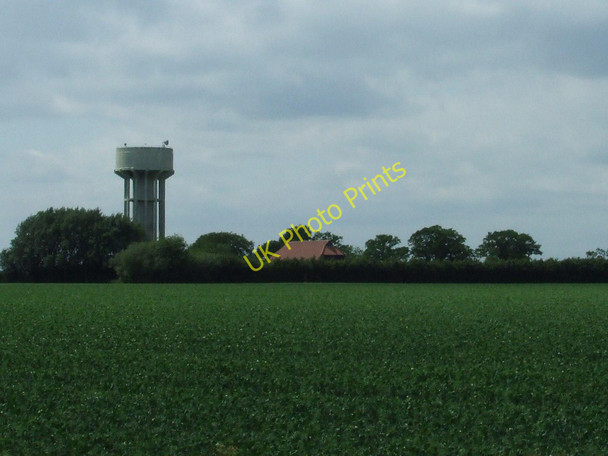 Photo 6"x4" Water Tower Bedingfield c2011