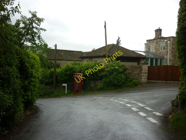 Photo 6"x4" The junction of Carr Lane with Thornhill Lane Thornhill\/SK1983 c2011