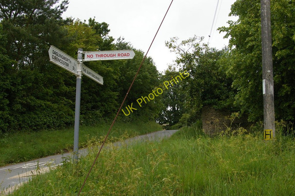 Photo 6"x4" Duntisbourne Rous: turnoff from main lane Daglingworth c2011