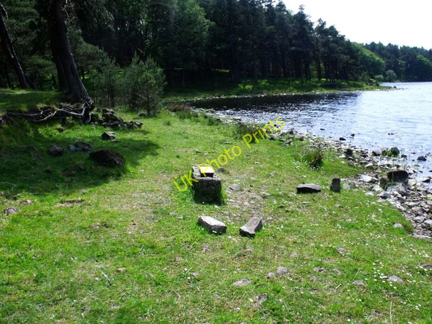Photo 6"x4" Hillend Reservoir, marker stone No. 45 Forrestfield c2011 P1
