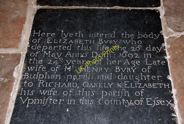 Photo 6"x4" St Laurence, Upminster - Ledger slab Upminster c2011