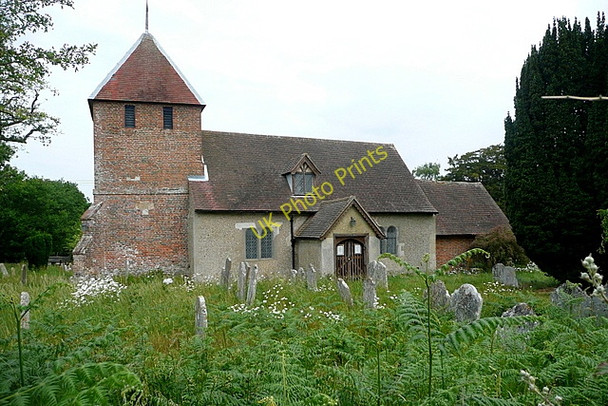 Photo 6"x4" St. Peter's church, Tadley Browninghill Green c2011