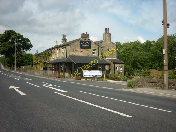 Photo 6"x4" Wappy Spring Inn on Lindley Moor Road Birchencliffe c2011
