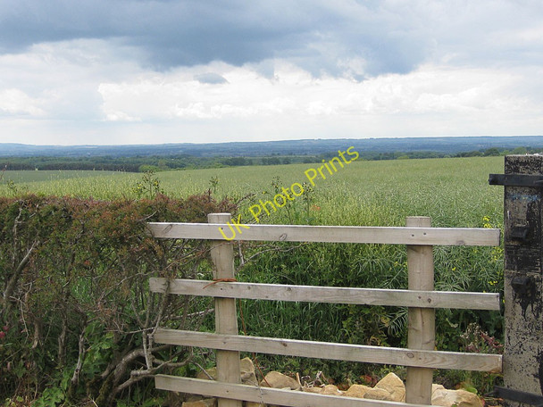 Photo 6"x4" Dark clouds gathering Low Dalby c2011