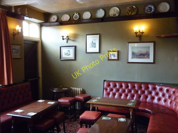 Photo 6"x4" The Lounge, Wellington Inn Knaresborough c2011