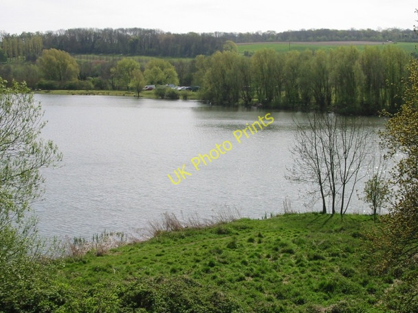 Photo 6"x4" View of a lake from the Stour Valley Walk Chartham Hatch c2008