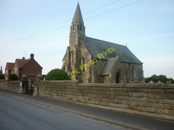 Photo 6"x4" St Margaret's Church, Beswick Beswick\/TA0148 c2011