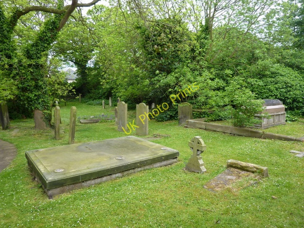 Photo 6"x4" Whitburn Parish Church, Graveyard South Bents c2011