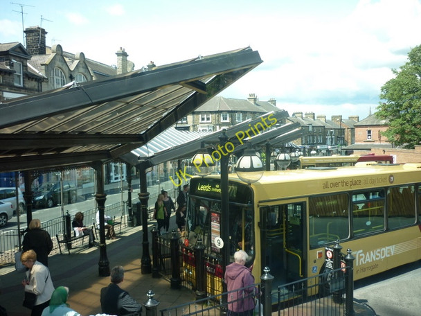Photo 6"x4" Harrogate bus station Harrogate c2011