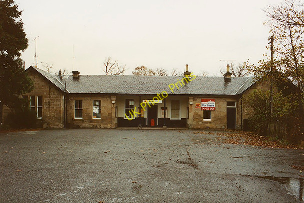 Photo 6"x4" Tain station, from the approach Tain\/NH7881 c1990