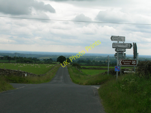Photo 6"x4" Minor road junction, Brimham Low Laithe\/SE1963 c2011