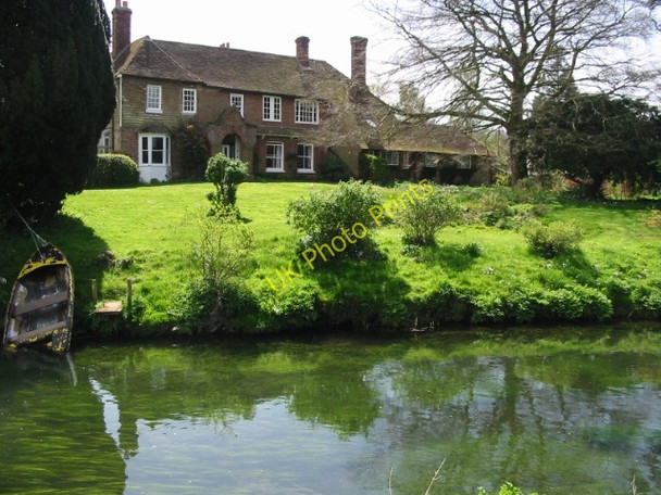 Photo 6"x4" House on the banks of the Great Stour, Horton Horton\/TR1155 c2008