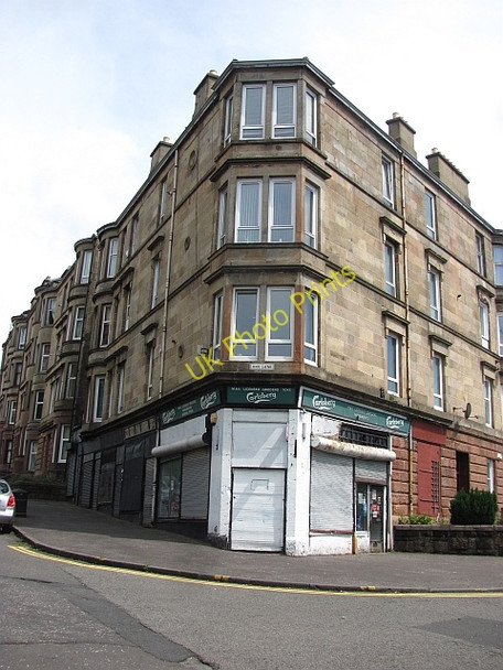Photo 6"x4" Closed shop Glasgow c2011