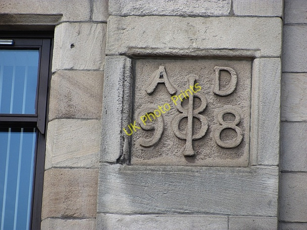 Photo 6"x4" Date on building, Low Waters Road Hamilton\/NS7255 c2011