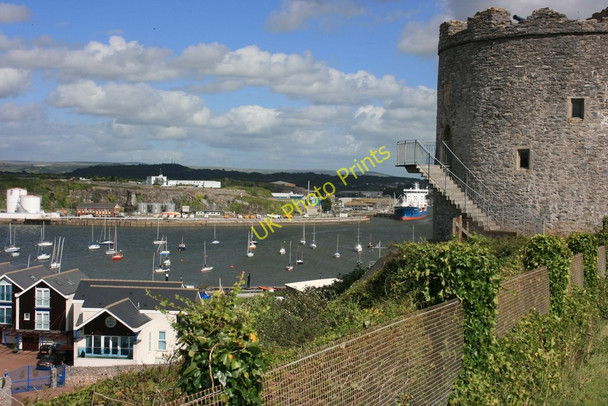 Photo 6"x4" The Cattewater, Plymouth Mount Batten c2010