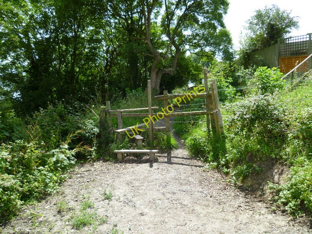 Photo 6"x4" Stile on footpath north of Bramber Bramber c2011