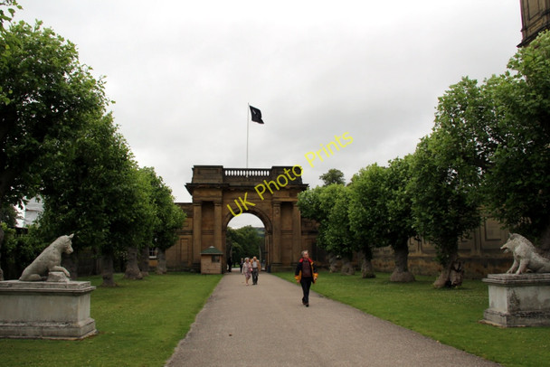 Photo 6"x4" Entrance to Chatsworth House, Derbyshire Edensor c2011