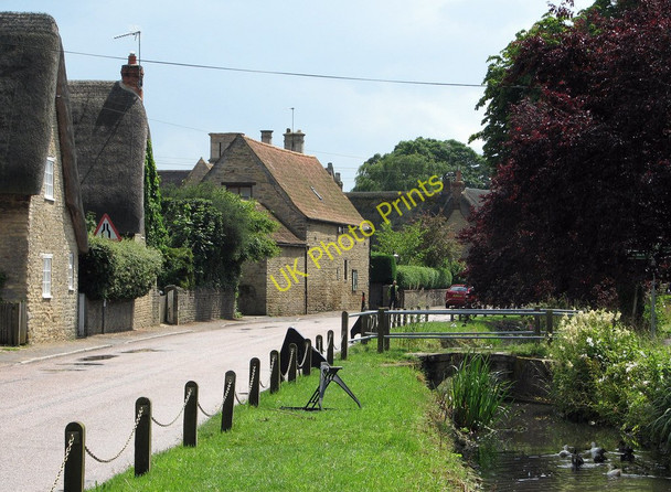 Photo 6"x4" Grafton Underwood: brook and bridge Grafton Underwood c2011