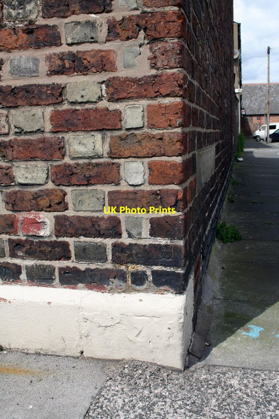 Photo 6"x4" Benchmark on #25 Grey Street Carlisle c2011