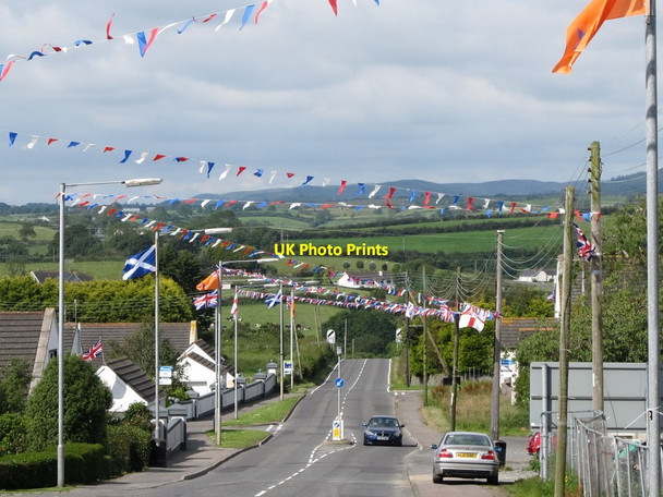 Photo 6"x4" Castlewellan Road dressed overall Clough\/J4040 c2011
