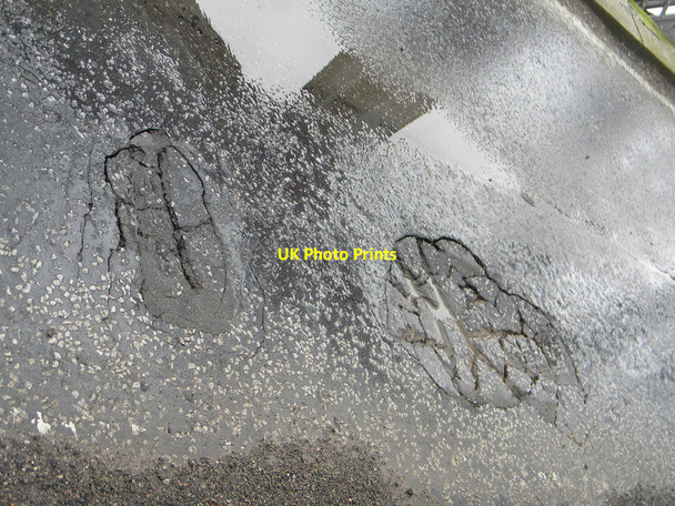 Photo 6"x4" Pot-holes on Connel Bridge Connel c2011