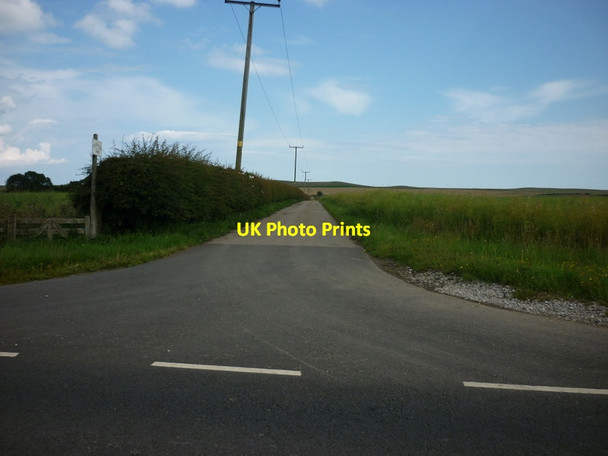 Photo 6"x4" The way to Bungalow Farm Buckton\/TA1872 c2011