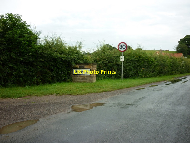 Photo 6"x4" Entering Leavening, North Yorkshire Leavening c2011