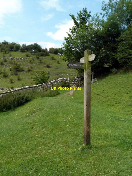 Photo 6"x4" Footpath junction sign in Biggin Dale Biggin\/SK1559 c2011