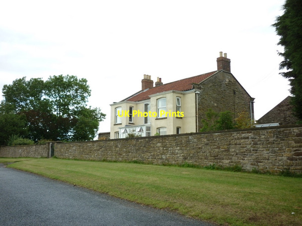 Photo 6"x4" Busk Hill near Leavening Leavening c2011