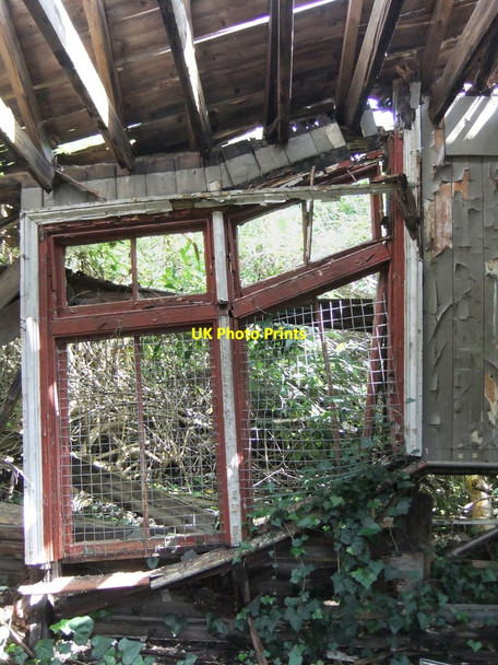 Photo 6"x4" The depth of dereliction: detail of the abandoned station at Goodwick Goodwick\/Wdig c2011