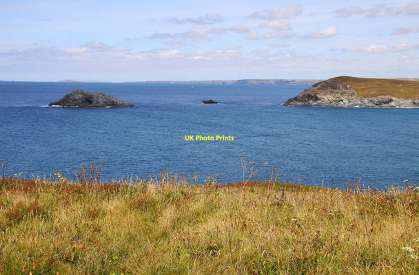 Photo 6"x4" The Goose and Pentire Point East West Pentire c2011