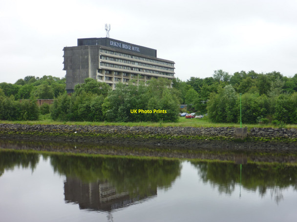 Photo 6"x4" Doon The Watter - 25th June 2011 - Erskine Bridge Hotel Erskine c2011
