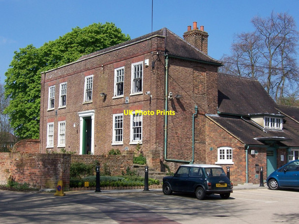 Photo 6"x4" Ickenham Hall Ruislip c2011